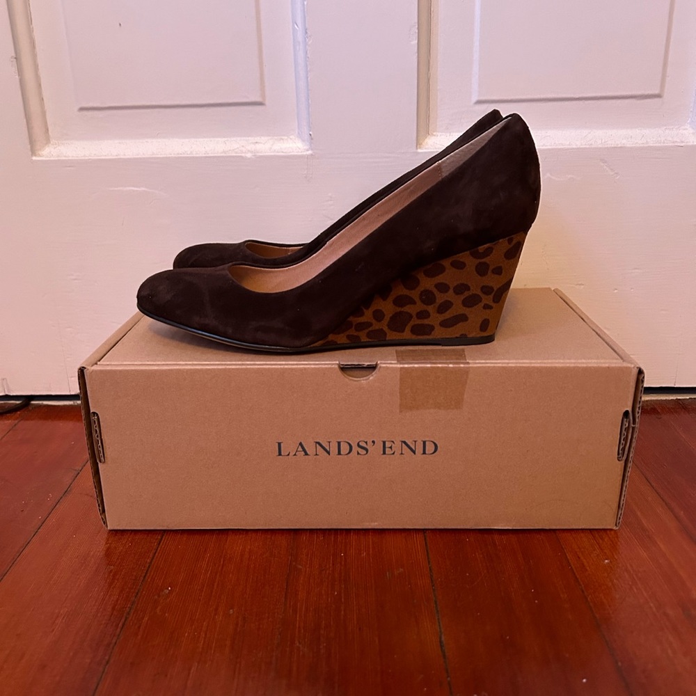 NWOT Woman’s Lands End Wedges